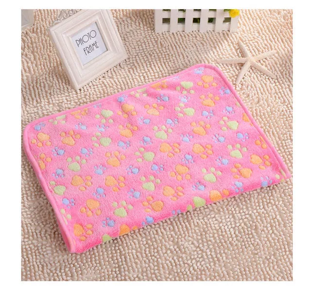 Cute Floral Warm Paw Dog Puppy Soft Blanket